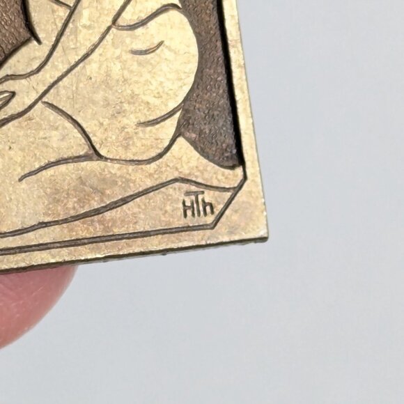 1928 Swiss BASEL Animal Protection week metal pin, Art deco dog friend badge - Picture 4 of 8